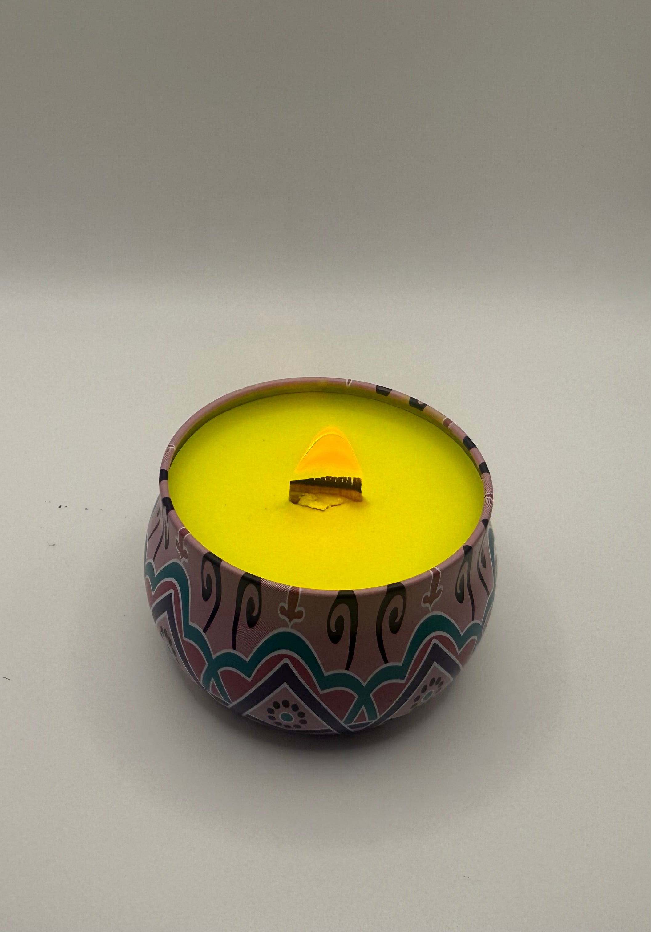 Banana nut bread scented candle in a decorative tin and optional color